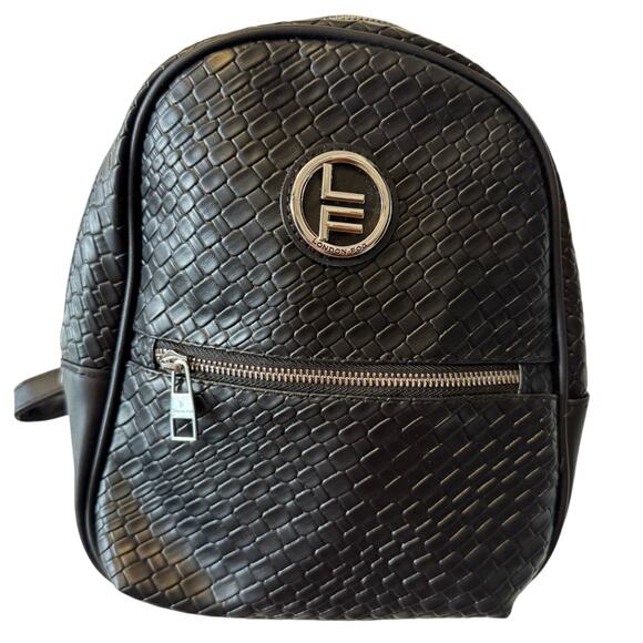 London Fog Bowery‎ Woven Backpack– Black – Medium